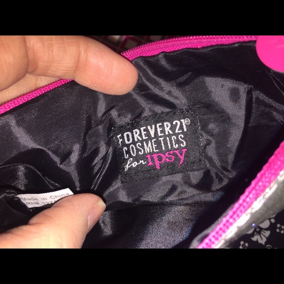 Ipsy Makeup Bags:  Silver Glitter & Pink Diamonds - Picture 4 of 4